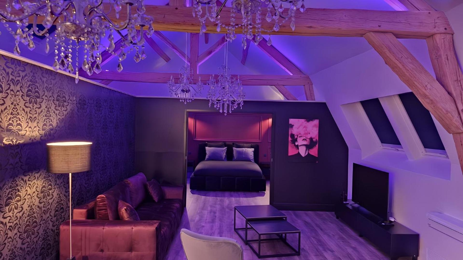 Apartamento La Baroque Jacuzzi Au Coeur Du Chateau De *